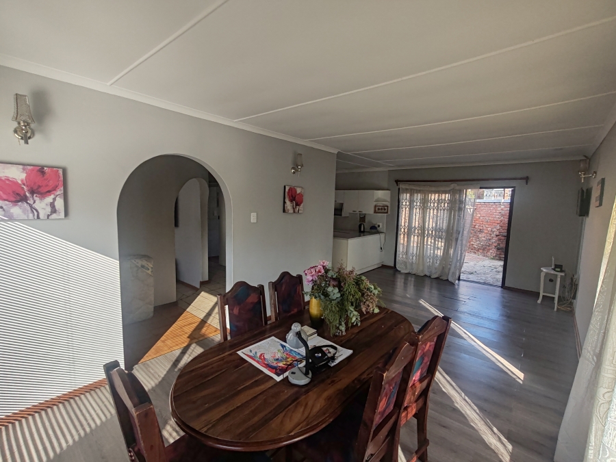 3 Bedroom Property for Sale in Azalea Park Eastern Cape